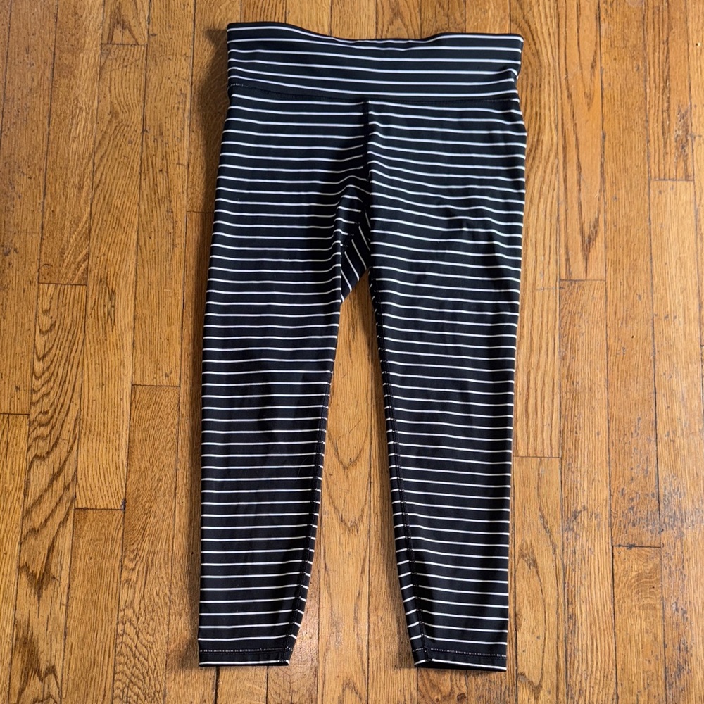 GAP Black and White Striped Leggings
